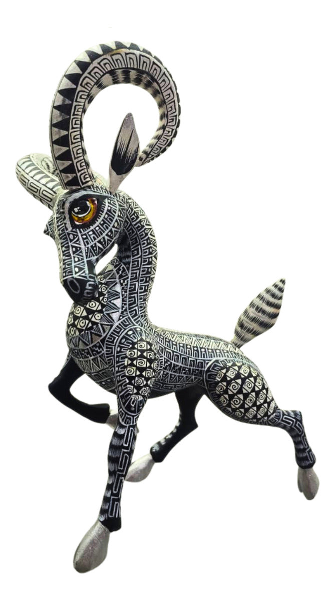 Alebrije Carnero Oaxaca Blanco Y Negro 28cm