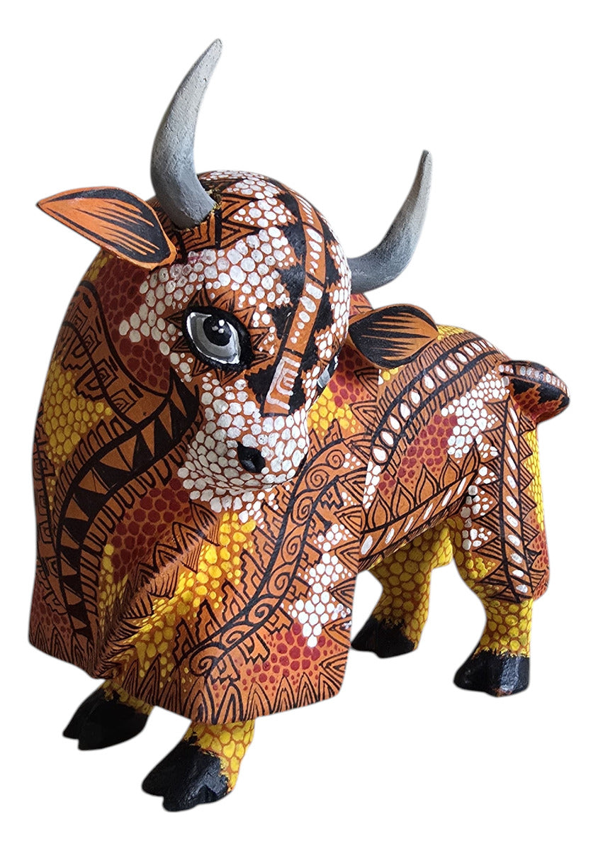 Toro Alebrije De Oaxaca Pintado A Mano 12 Cm