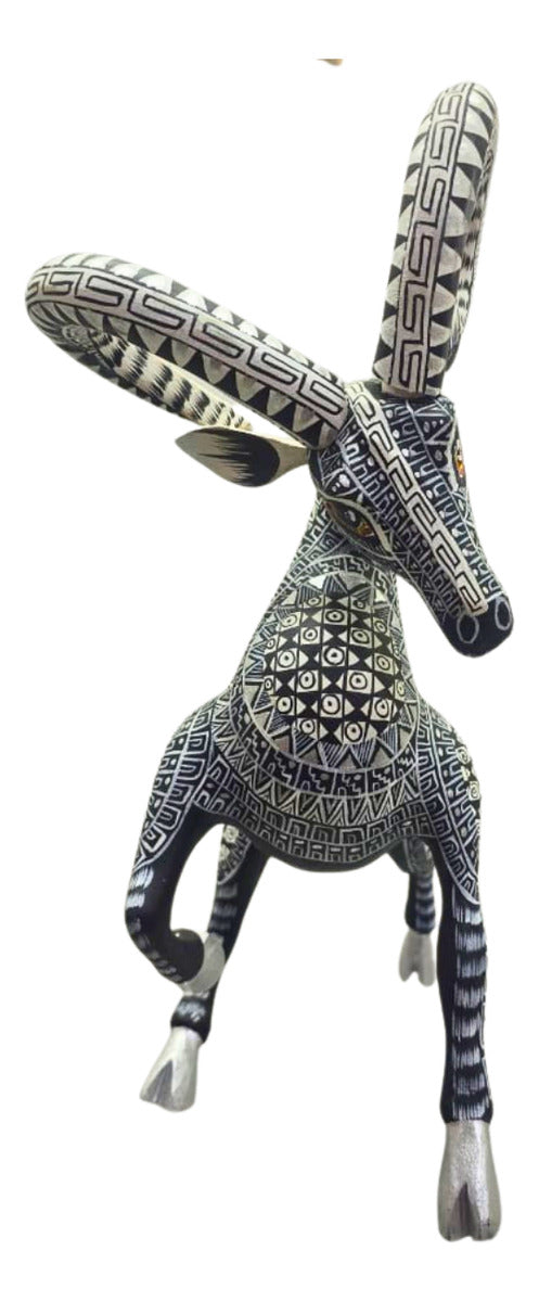 Alebrije Carnero Oaxaca Blanco Y Negro 28cm