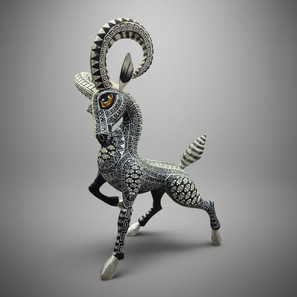 Alebrije Carnero Oaxaca Blanco Y Negro 28cm